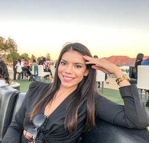 Meet your Posher, Connie